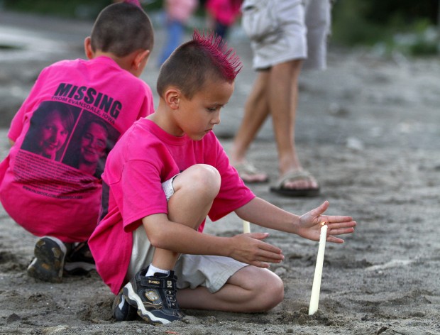 072712djs-Meyers-Lake-vigil-10.jpg